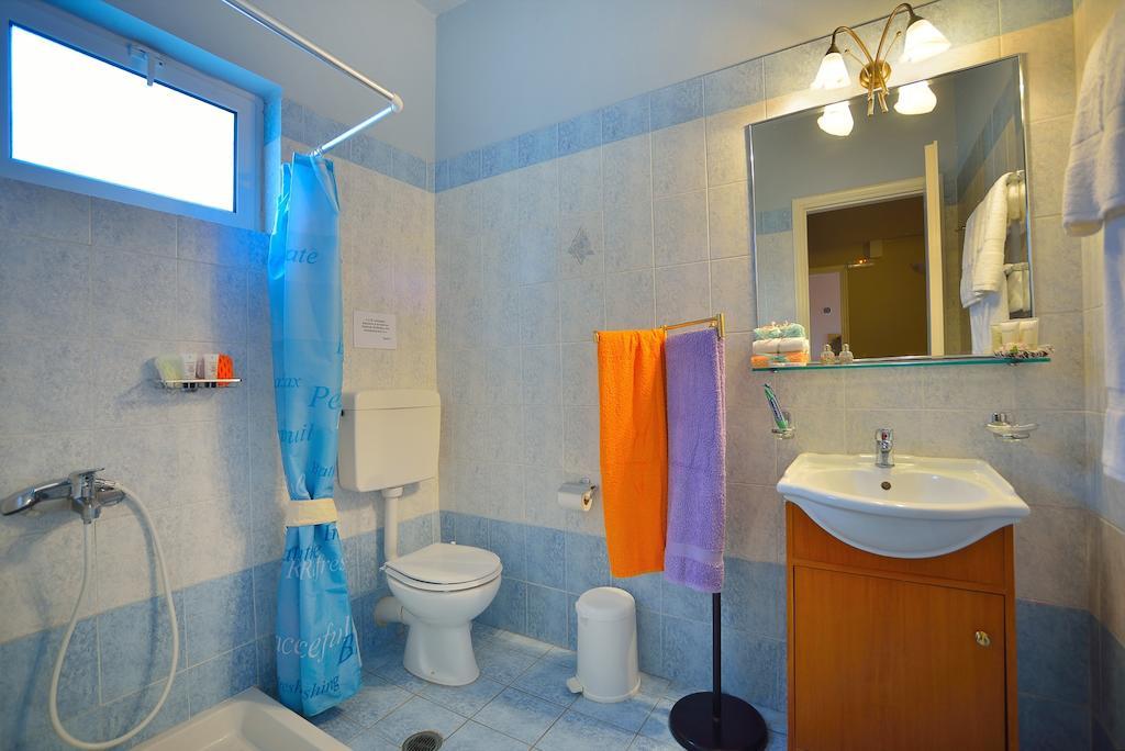 Theoxenia Hotel Apartments チラニ 部屋 写真